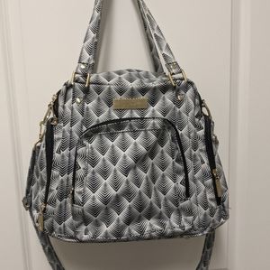 Jujube diaper/nursing bag